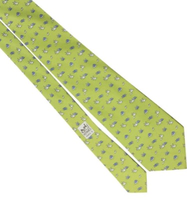 Hermes（エルメス）ライトグリーンのカメ柄ネクタイ