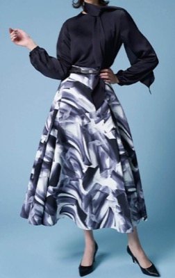 AKIKO OGAWA（アキコオガワ）ネイビーのワンピース