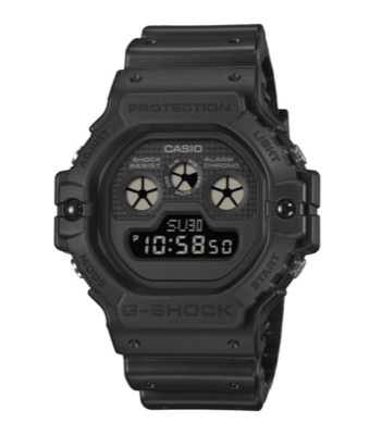 CASIO（カシオ）ブラックの腕時計