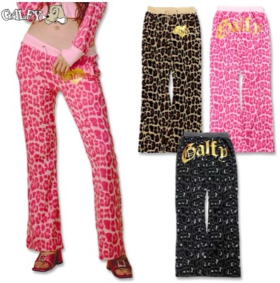GALFYピンクのレオパード柄パンツ