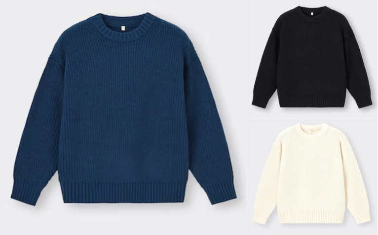 GU（ジーユー）ネイビーのクルーネックニット