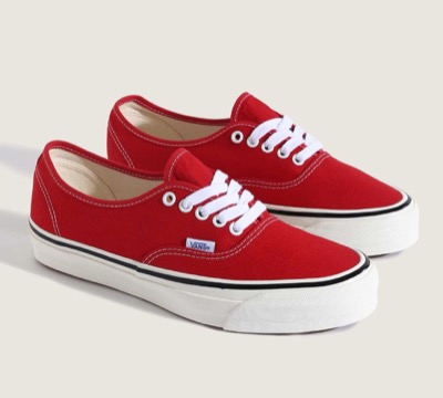 VANS(ヴァンズ)赤いスニーカー