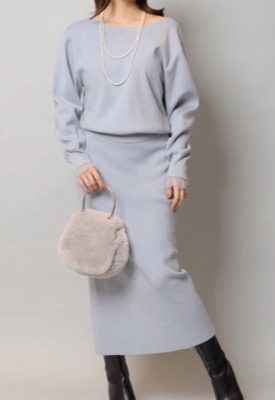 Apuweiser-riche（アプワイザー・リッシェ）サックスブルーのワンピース