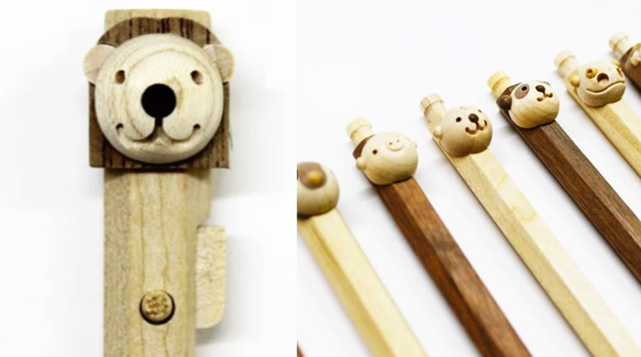 ENGAGING TOYS（エンゲージングトイ）木製のライオンデザインのペン