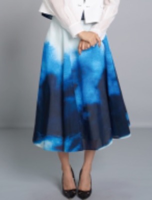 AKIKO OGAWA（アキコオガワ）ブルーのフレアスカート