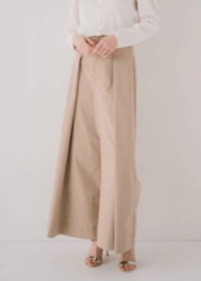 maison de dolce（メゾン ド ドルチェ）ベージュのワイドパンツ