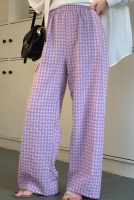 by LEGNA（バイレグナ）パープルのギンガムチェックパンツ