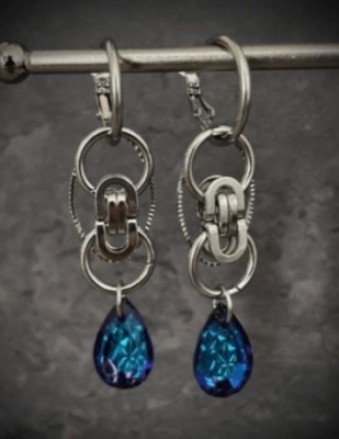 BrilliantMe（ブリリアントミー）シルバーxブルーのピアス