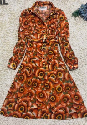 HANAE MORI（ハナエモリ）オレンジのひまわり柄ワンピース