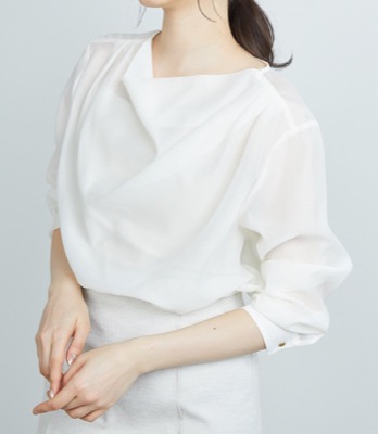 LOUNIE（ルーニィ）ホワイトのブラウス