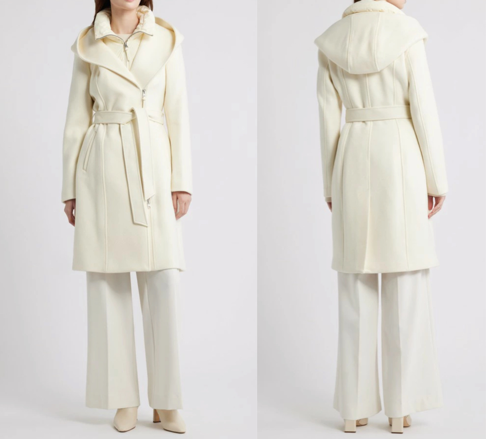 mackageホワイトのフード付きロングコート