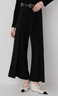 maison de Dolce.（メゾン ド ドルチェ）ブラックのワイドパンツ