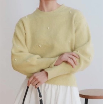 LIENCOEUR(リアンクール)ライトイエローのパールニット