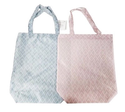 ピンクのエコバッグ