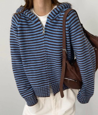 CANAL JEAN（キャナルジーン）ブルーのボーダーパーカー