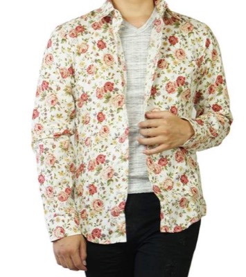 ホワイトの花柄シャツ