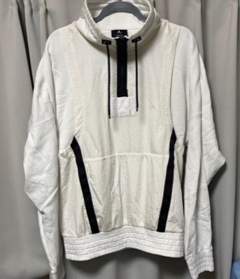 UNION JORDAN（ユニオンジョーダン）ホワイトのジャケット