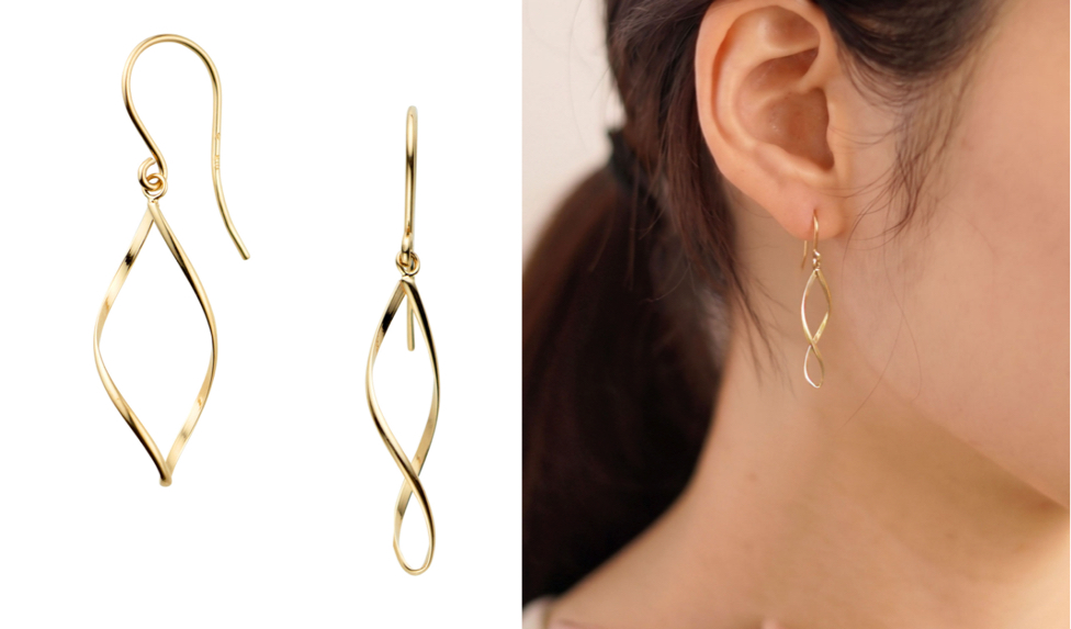 va vendome aoyama
ゴールドのひねりピアス