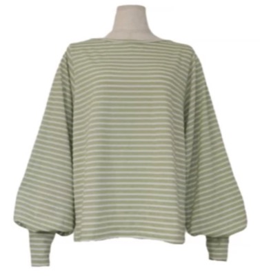 baybee（バイビー）グリーンのボーダーニット