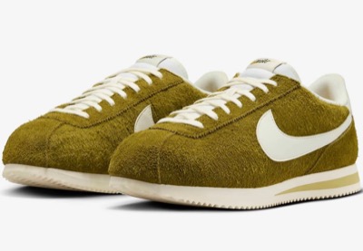 NIKE（ナイキ）グリーンのスニーカー
