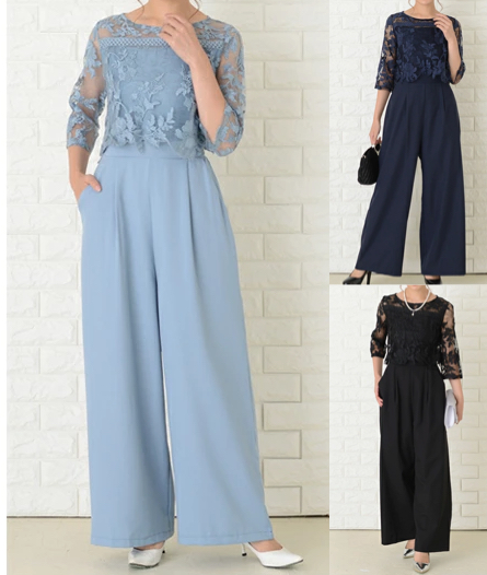 ブルーのレースパンツスーツ