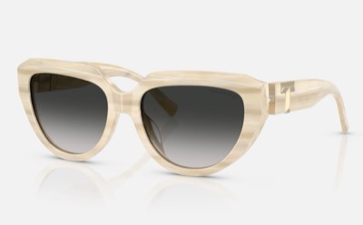 Tiffany & Co.(ティファニー)ベージュ系のサングラス