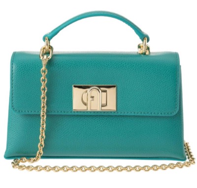 FURLA（フルラ）エメラルドグリーンのバッグ