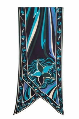 EMILIO PUCCI（エミリオプッチ）ブルーのスカーフ