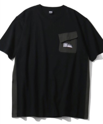FIRST DOWN（ファーストダウン）ブラックのTシャツ