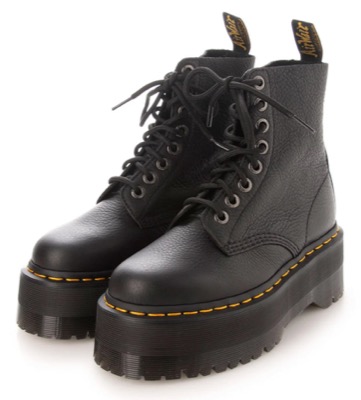 Dr.Martens（ドクターマーチン）ブラックのレースアップブーツ