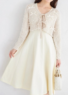 tocco closet(トッコクローゼット)ホワイトのリボン付きニットボレロワンピース