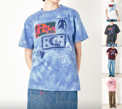 ブルーのプリント柄Tシャツ