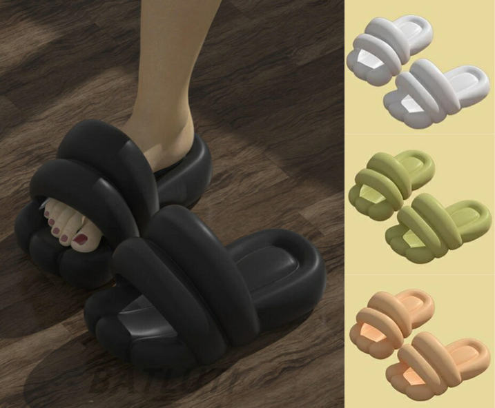 ブラックのサンダル