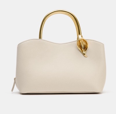 ZARA（ザラ）ホワイトのハンドバッグ