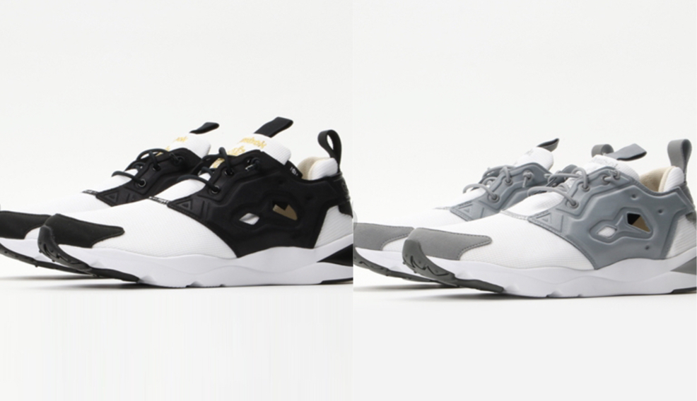 Reebokホワイト✕ブラックのスニーカー