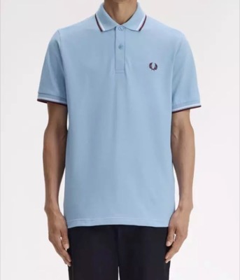 Fred Perry(フレッドペリー)ライトブルーのポロシャツ