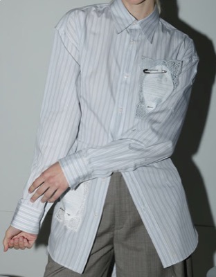 AOIWANAKA（アオイワナカ）ライトブルーのストライプ柄シャツ