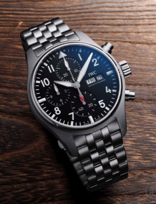 IWC(アイダブリューシー)シルバーxネイビーの腕時計