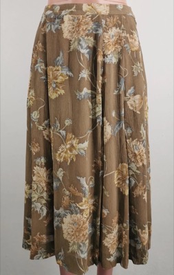 Burberry（バーバリー）ベージュの花柄スカート