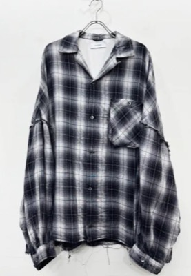 THE JEAN PIERRE（ジャンピエール）ブラックのチェック柄シャツ
