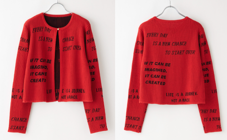 la-primaveraレッドのロゴ入りカーディガン